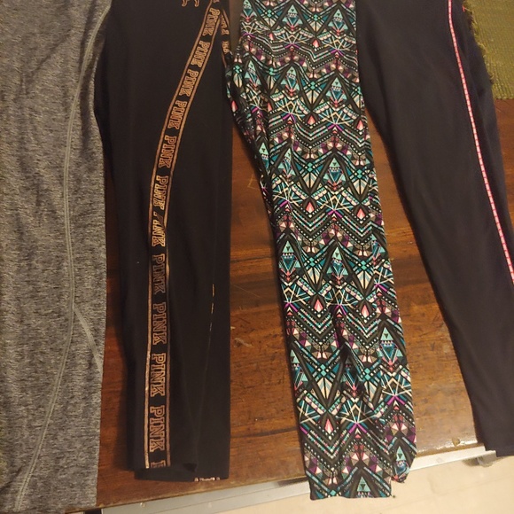 Victoria Secret Yoga Pants / Leggings - Picture 3 of 5